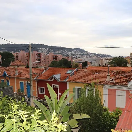Appartement Maison Nicoise Au Calme Vue